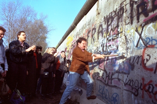 Breaking Berlin Wall.jpg